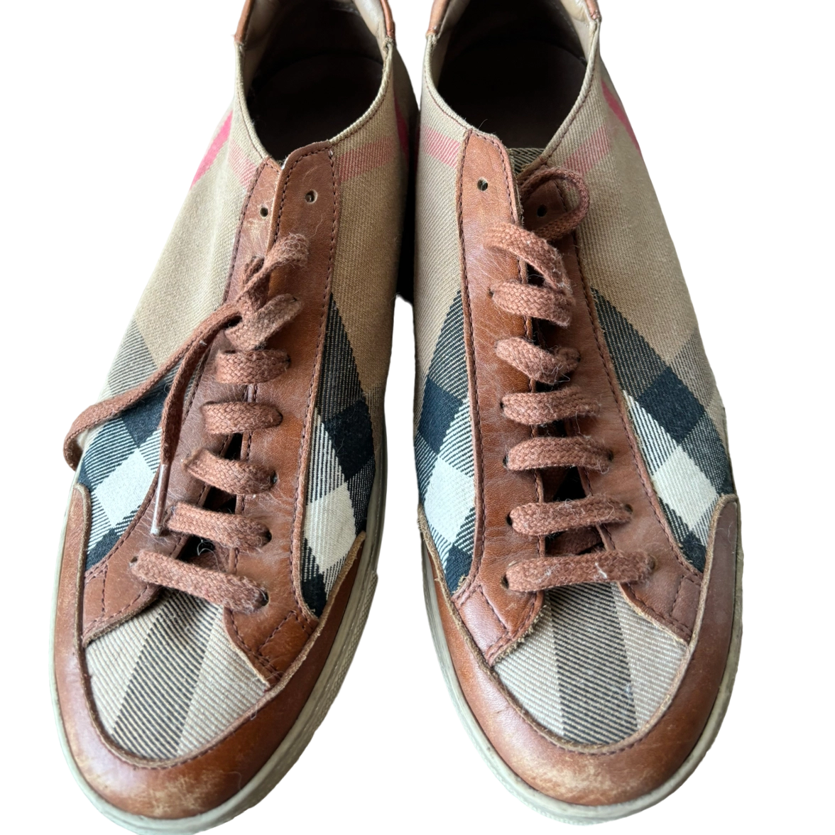 Burberry Tennis Cafe 70 OFF Portelo Compra y Vende Moda de Lujo