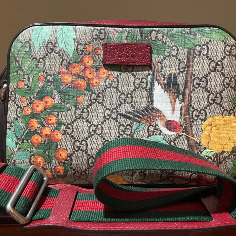 Gucci Bolsa de mano Rojo 48% OFF Portèlo: Compra y Vende Moda de