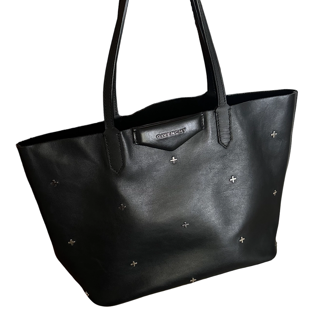 Givenchy Tote Negro 55% OFF Portèlo: Compra y Vende Moda de