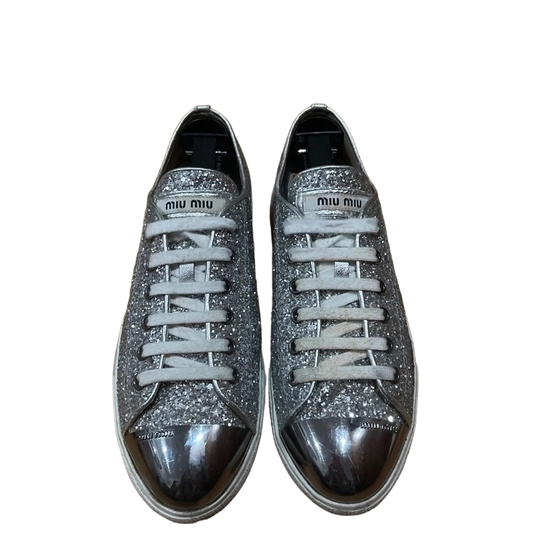 Miu Miu Tennis Gris 76% OFF Portèlo: Compra y Vende Moda de