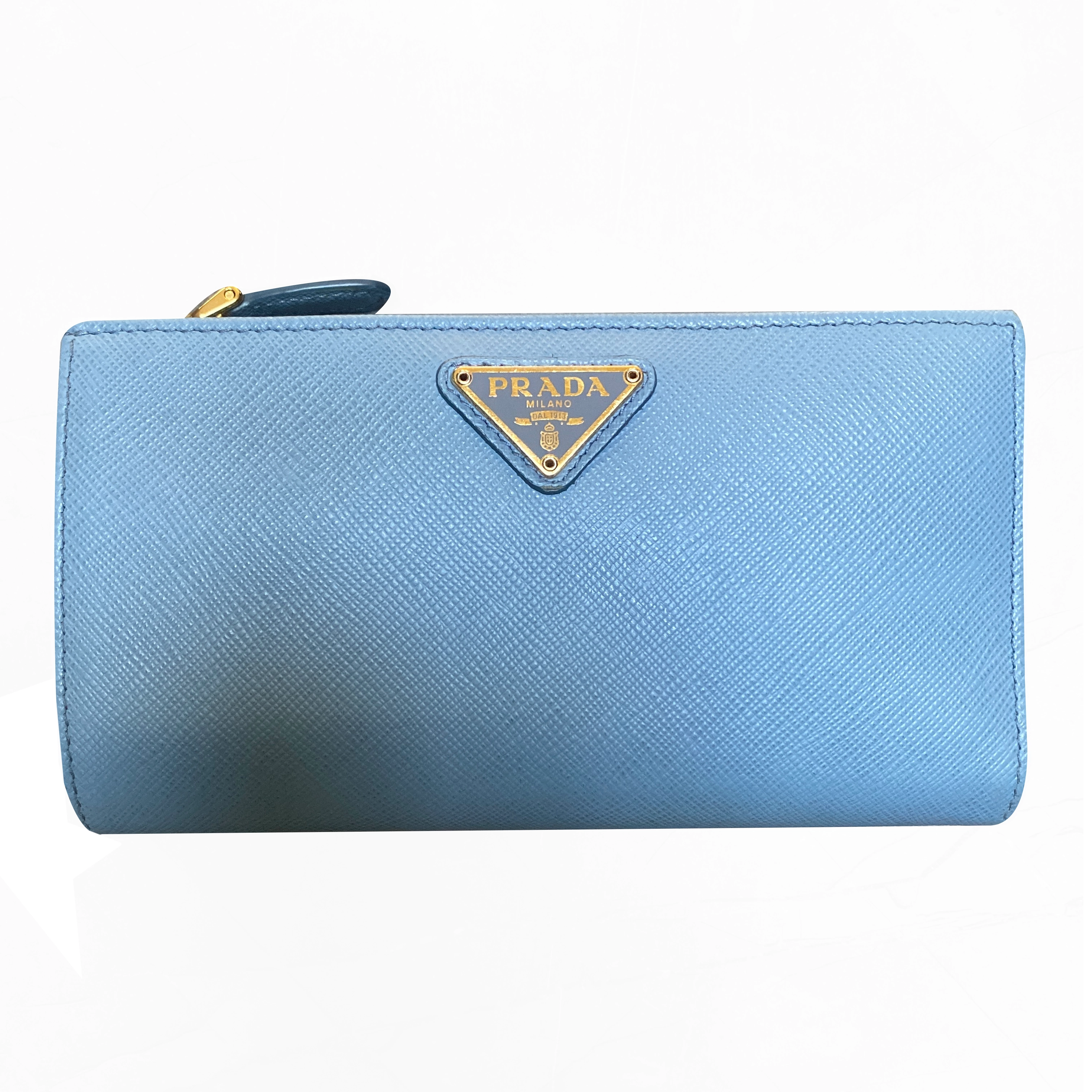 Prada Carteras Azul 56% OFF - Portèlo: Compra y Vende Moda de Lujo.